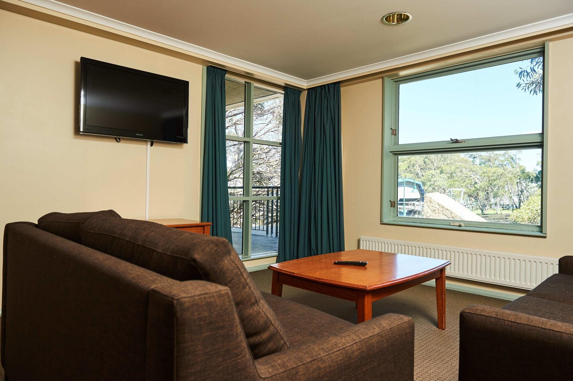 Mt Buller Chalet Hotel & Suites Mount Buller Esterno foto