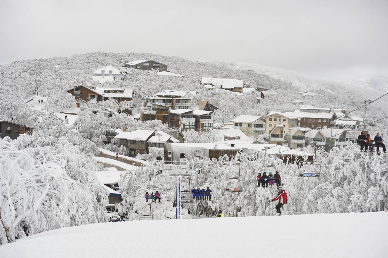 Mt Buller Chalet Hotel & Suites Mount Buller Esterno foto